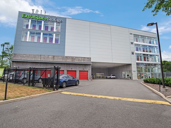 Extra Space Storage facility at 22 Zebra Pl - Staten Island, NY