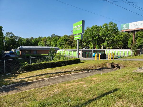 Extra Space Storage facility at 801 E Nine Mile Rd - Pensacola, FL