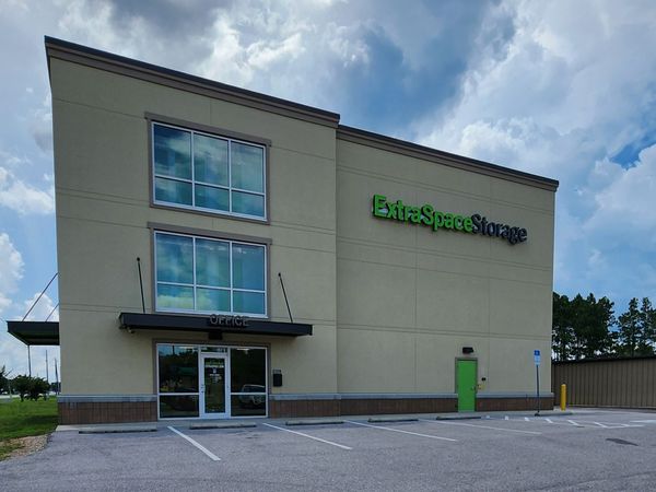 Extra Space Storage facility at 1600 W Nine Mile Rd - Pensacola, FL
